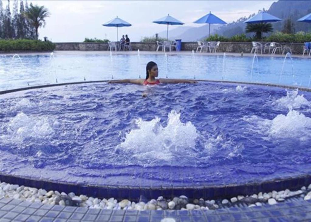 Hotel Niagara Parapat Luaran gambar