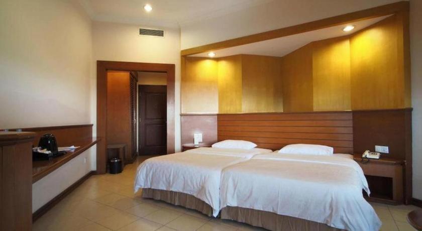 Hotel Niagara Parapat Luaran gambar