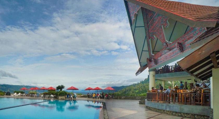Hotel Niagara Parapat Luaran gambar