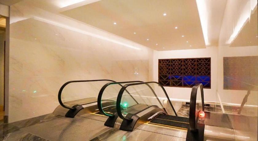 Hotel Niagara Parapat Luaran gambar